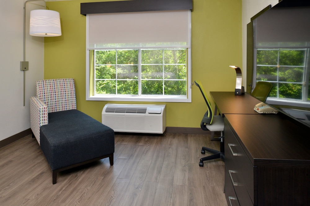 holiday inn express and suites carthage by ihg