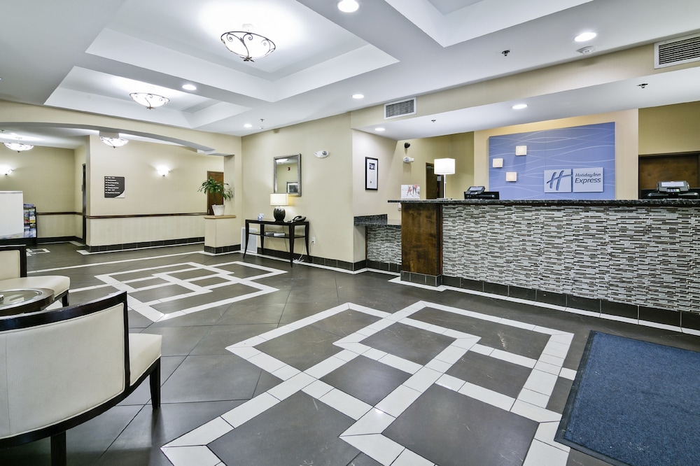 holiday inn express and suites carthage by ihg