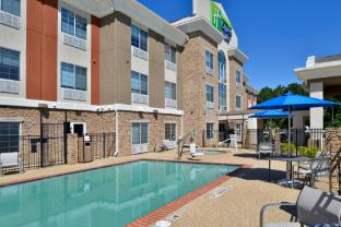 holiday inn express and suites carthage by ihg