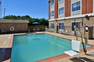 Holiday Inn Express & Suites Carthage By Ihg,Texas>>Carthage,3 star