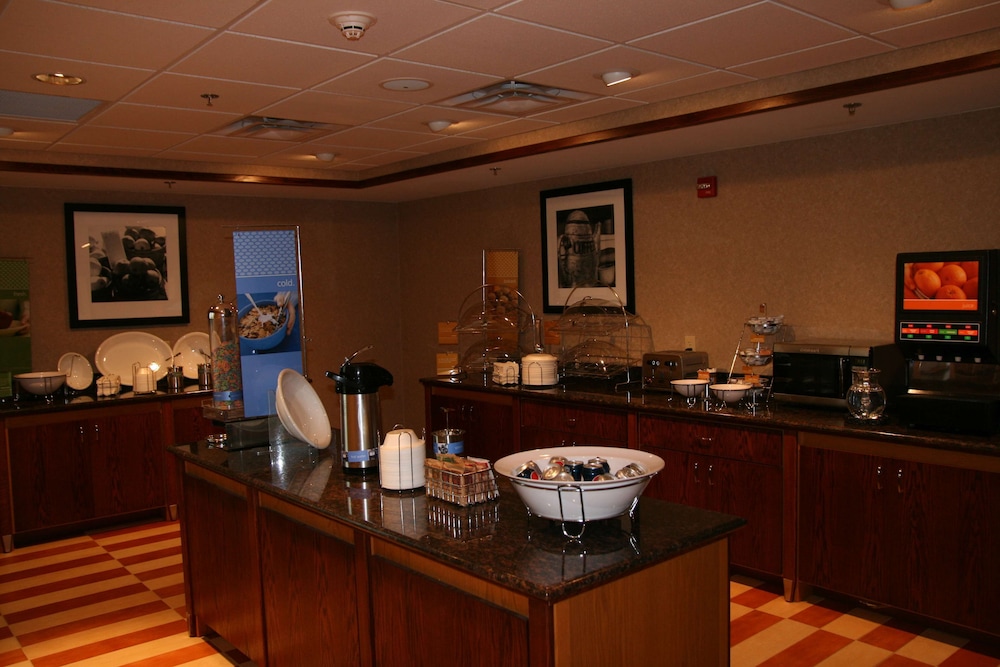 hampton inn and suites cleveland mentor