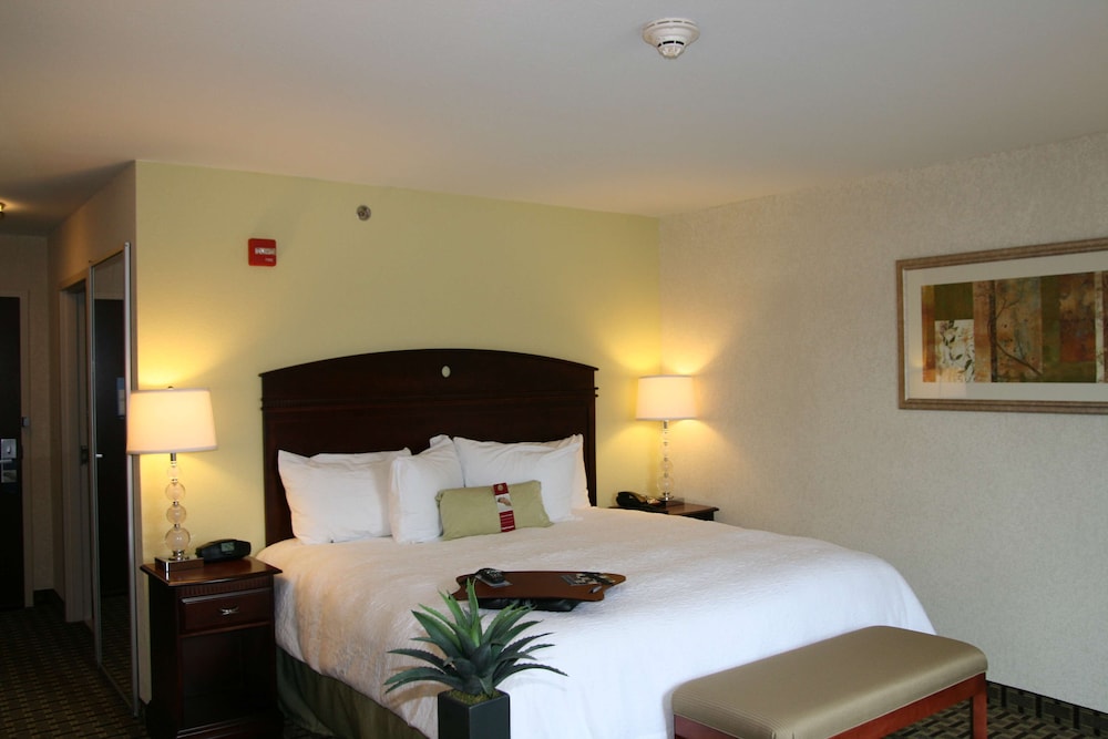 hampton inn and suites cleveland mentor