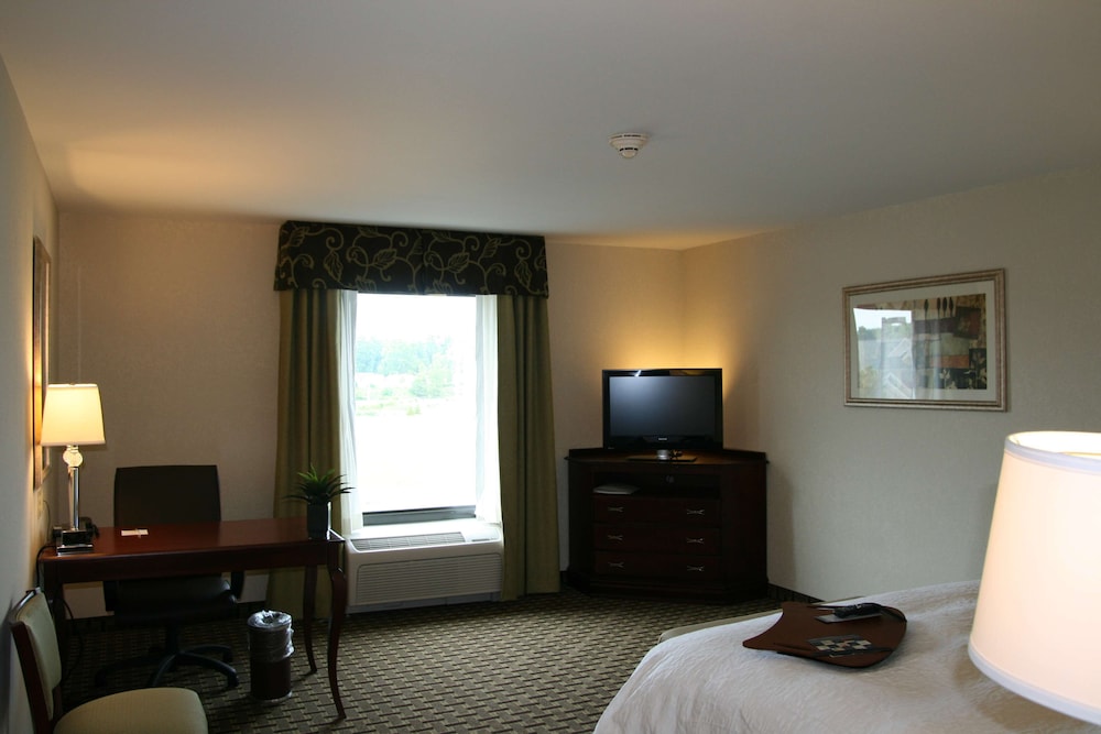 hampton inn and suites cleveland mentor