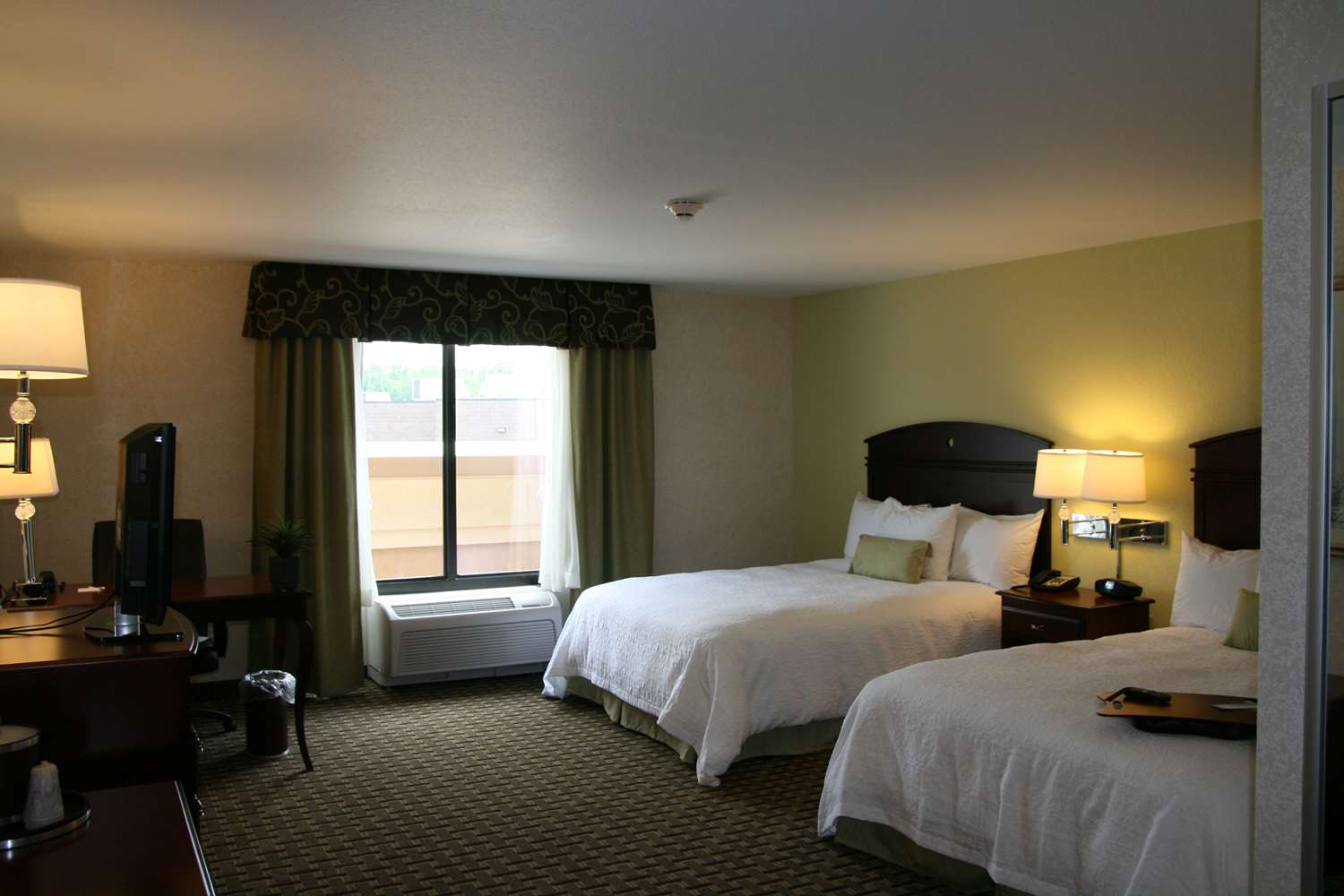 hampton inn and suites cleveland mentor
