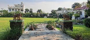 Yash Veer Resort,,2 star