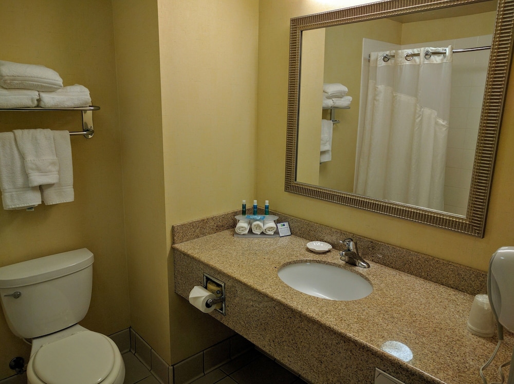 holiday inn express hotel and suites merced by ihg