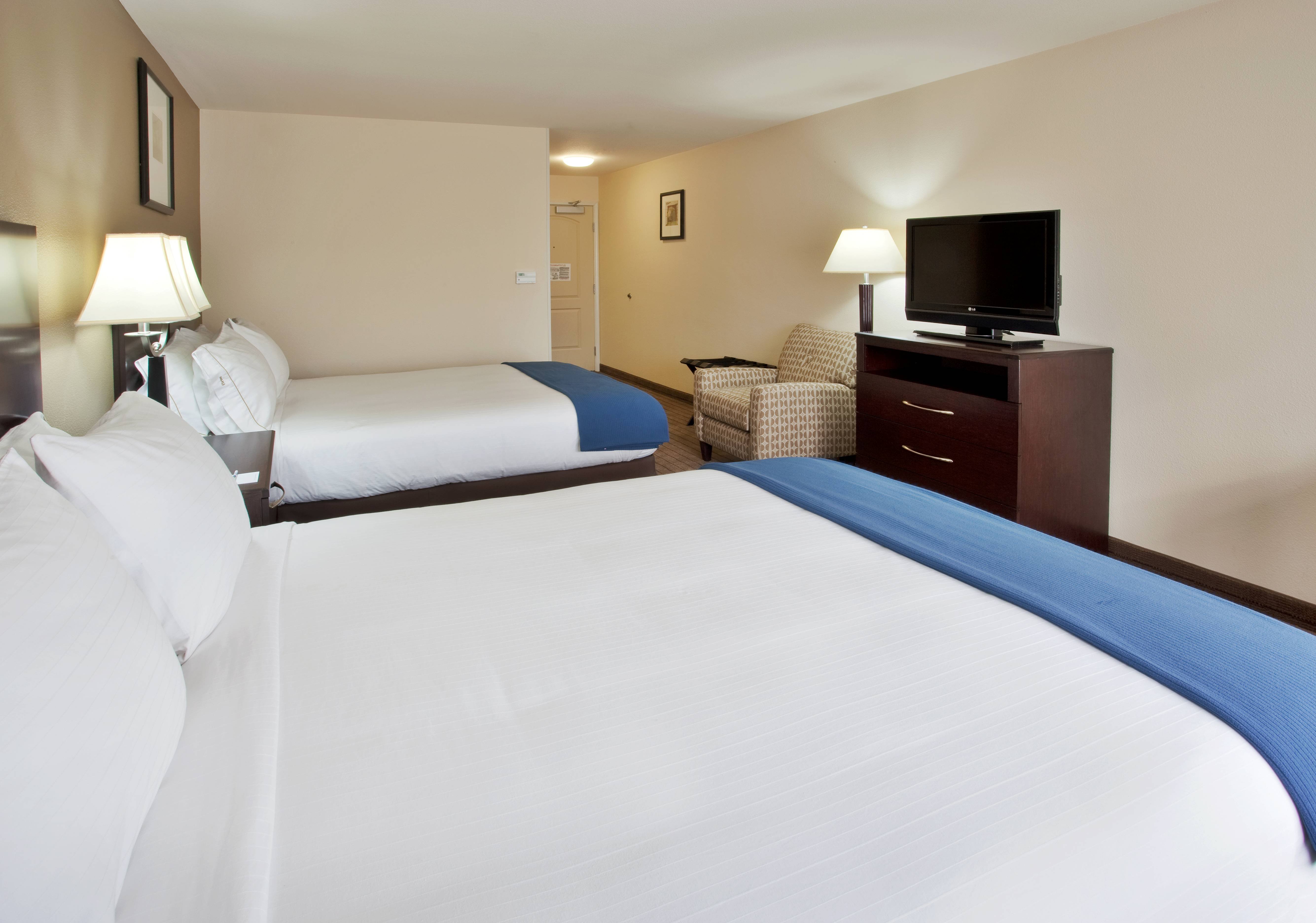 holiday inn express hotel and suites merced by ihg