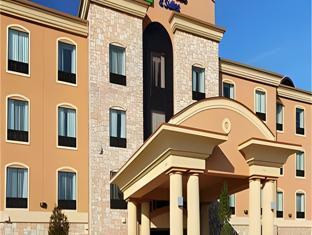 holiday inn express and suites paris texas by ihg