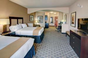 holiday inn express and suites paris texas by ihg