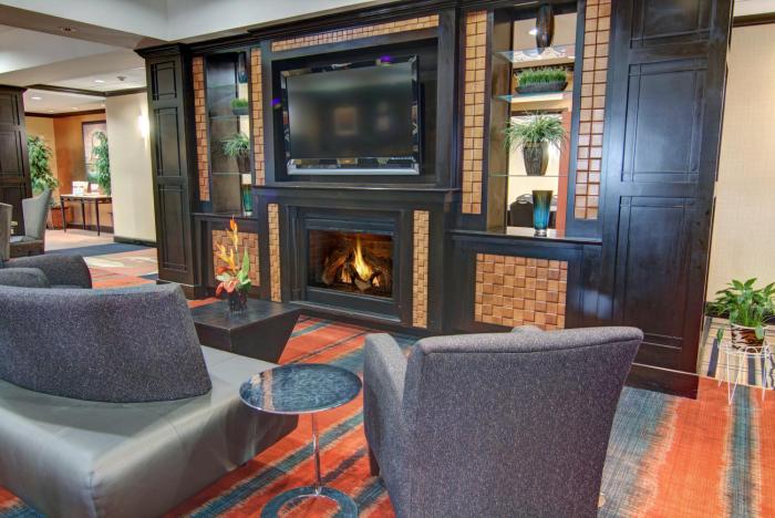 holiday inn express and suites paris texas by ihg