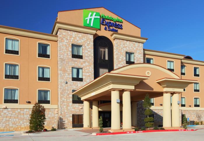 holiday inn express and suites paris texas by ihg