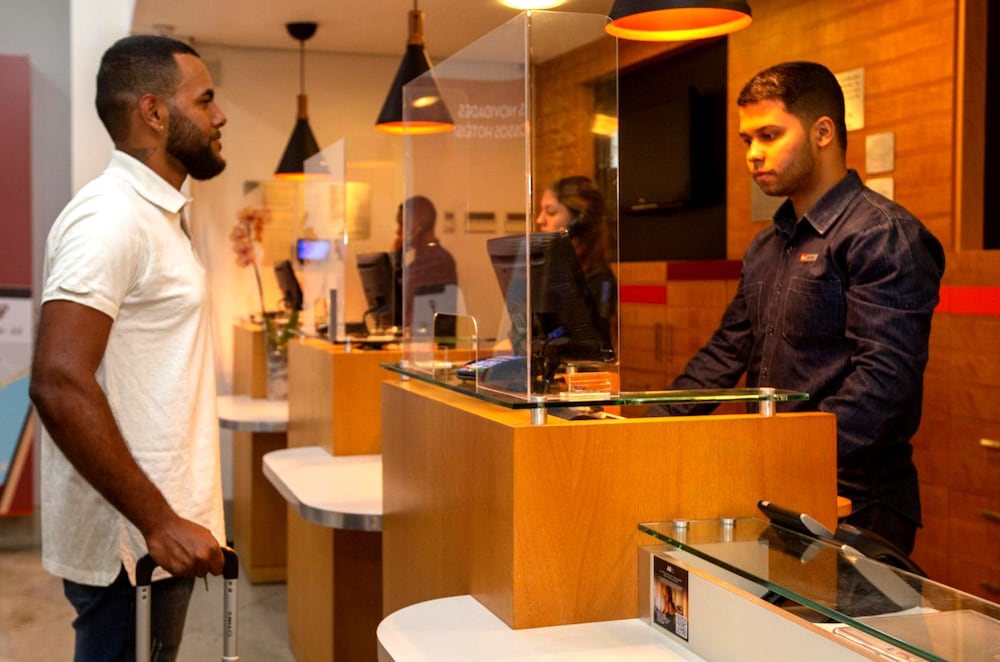 ibis vitoria praia de camburi