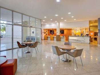 ibis vitoria praia de camburi