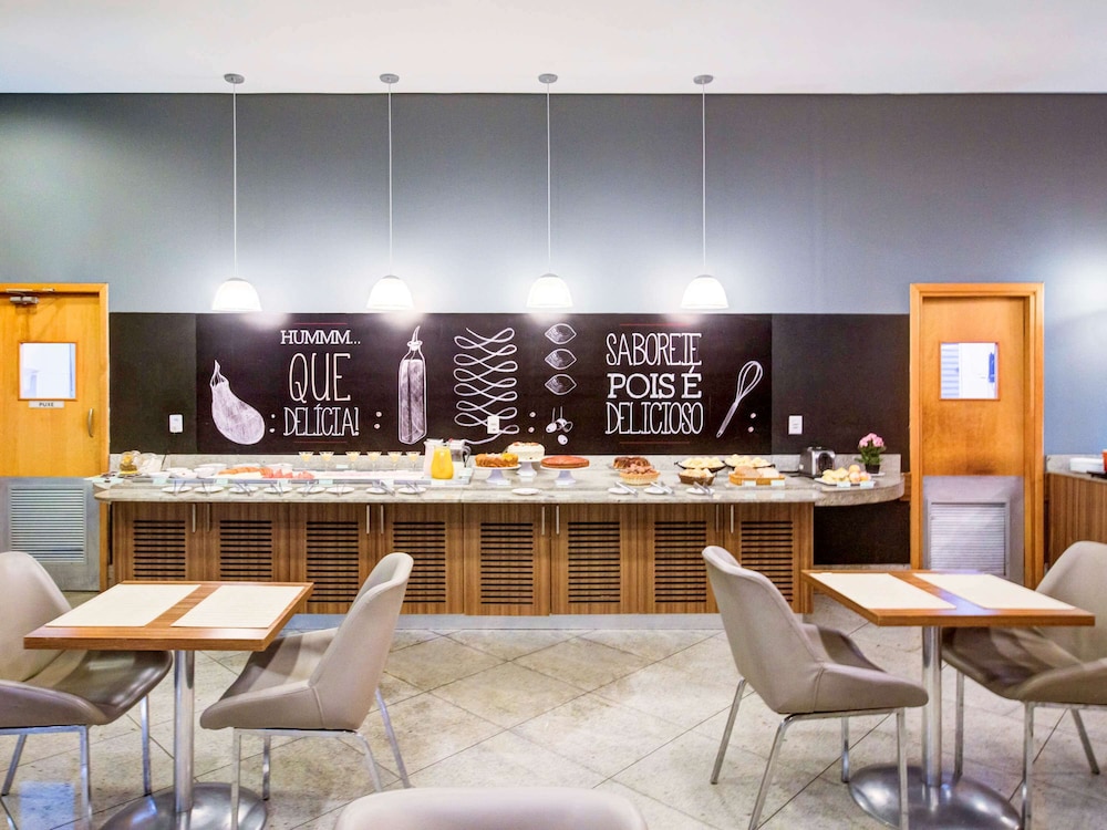ibis vitoria praia de camburi