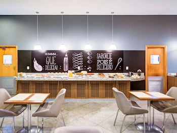 ibis vitoria praia de camburi