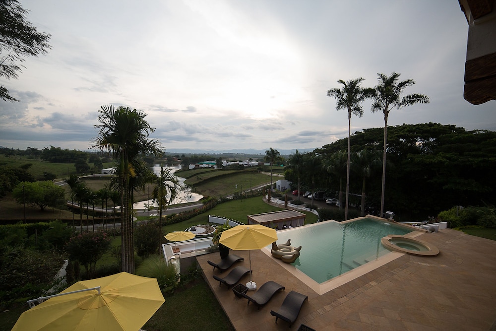 visus hotel boutique and spa