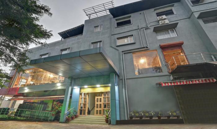 treebo paradise premium rasulgarh