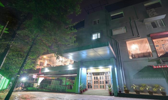treebo paradise premium rasulgarh