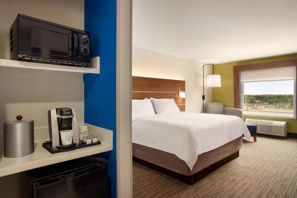 holiday inn express inn and suites searcy by ihg