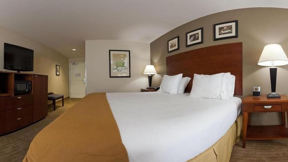 holiday inn express inn and suites searcy by ihg