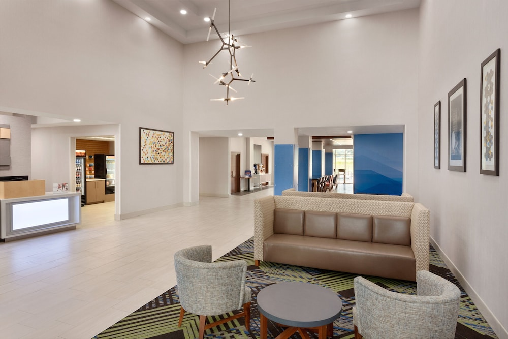 holiday inn express inn and suites searcy by ihg