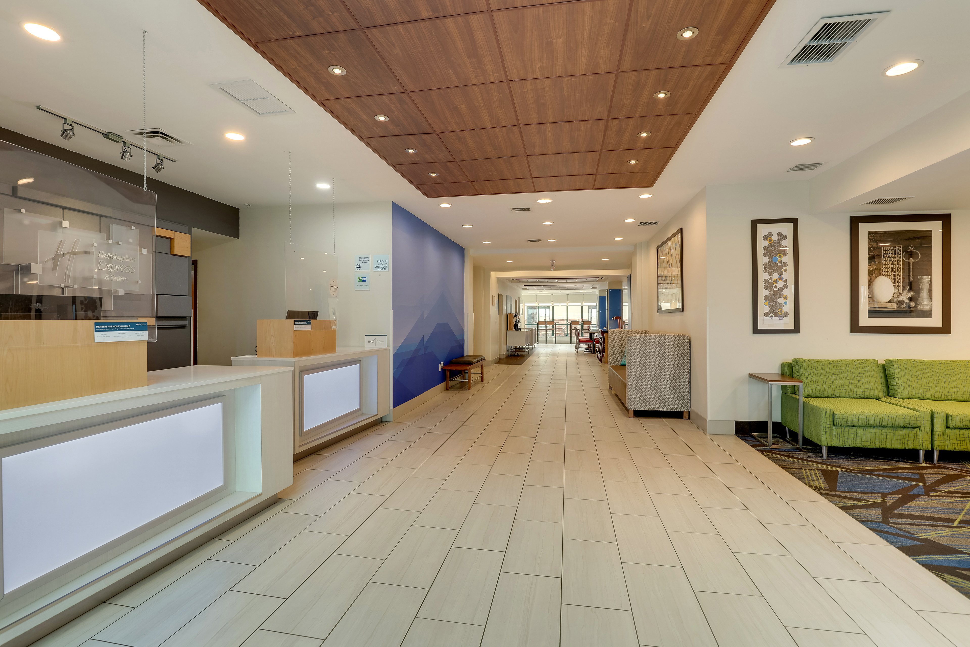 holiday inn express and suites montpelier by ihg