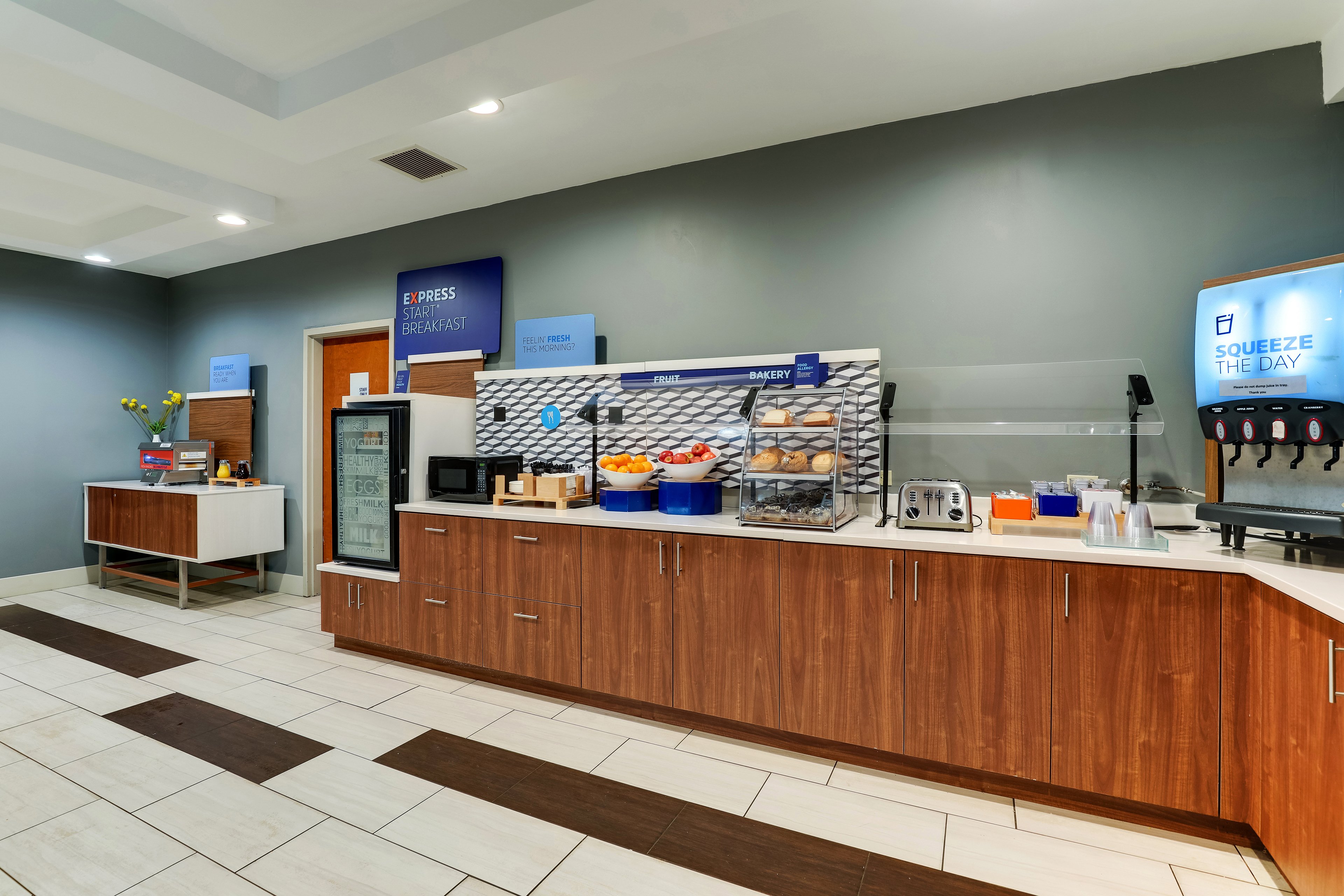 holiday inn express and suites montpelier by ihg