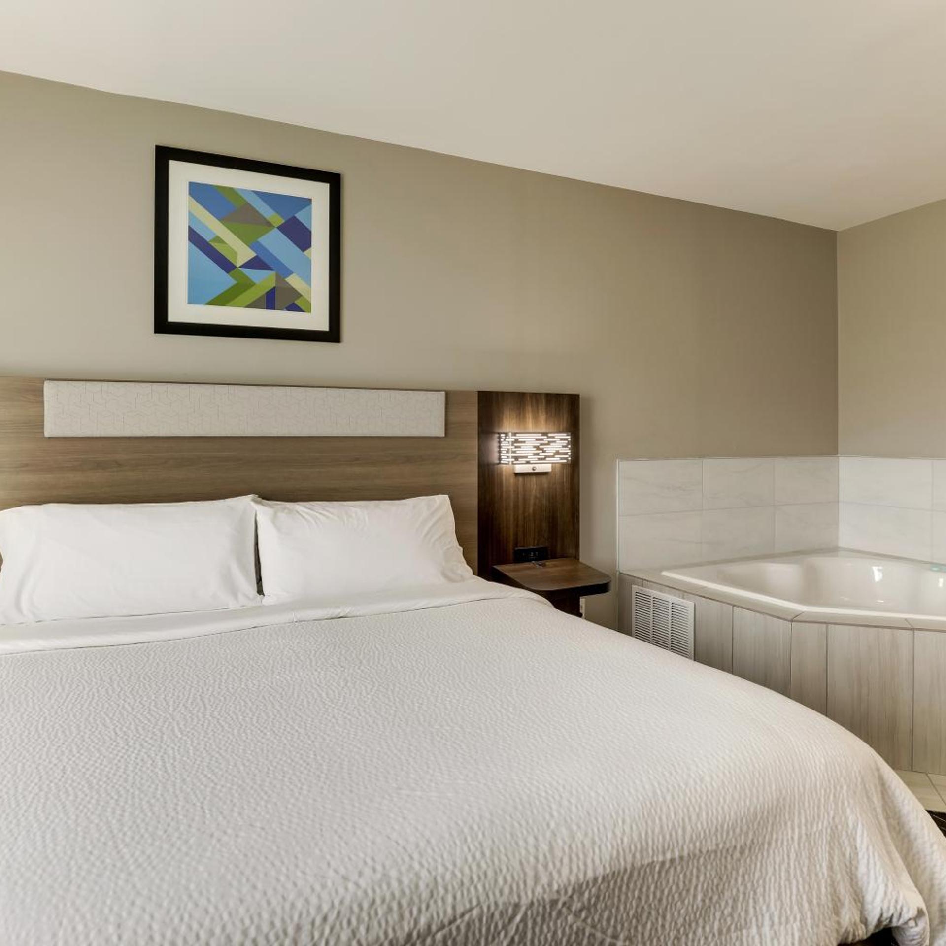 holiday inn express and suites montpelier by ihg