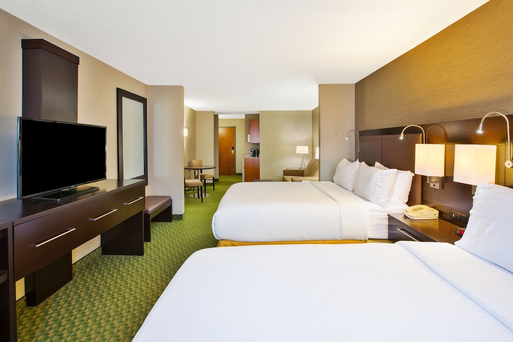 holiday inn express and suites montpelier by ihg