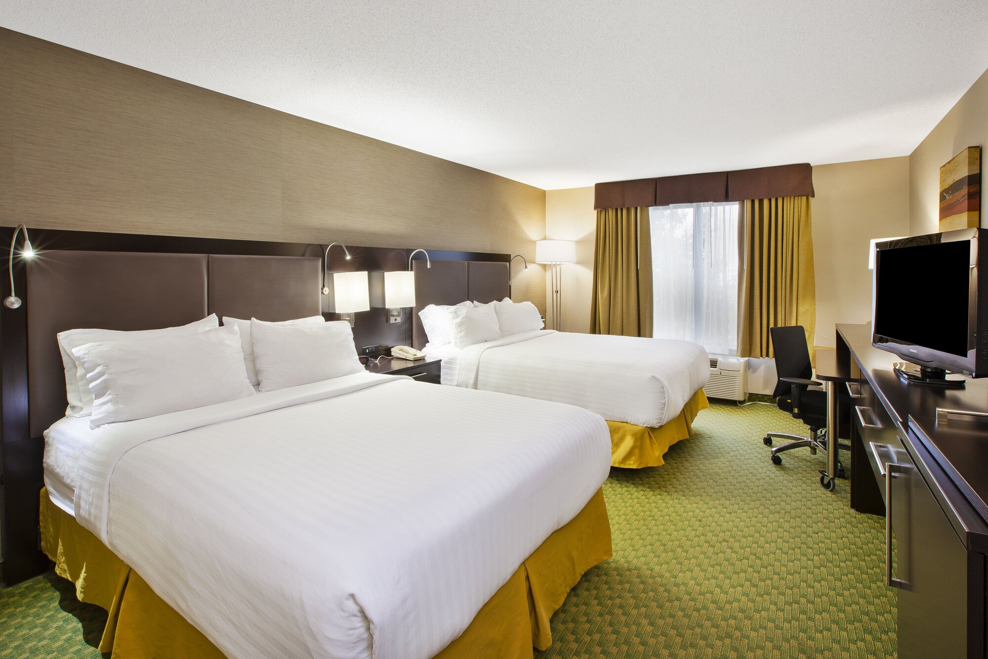 holiday inn express and suites montpelier by ihg