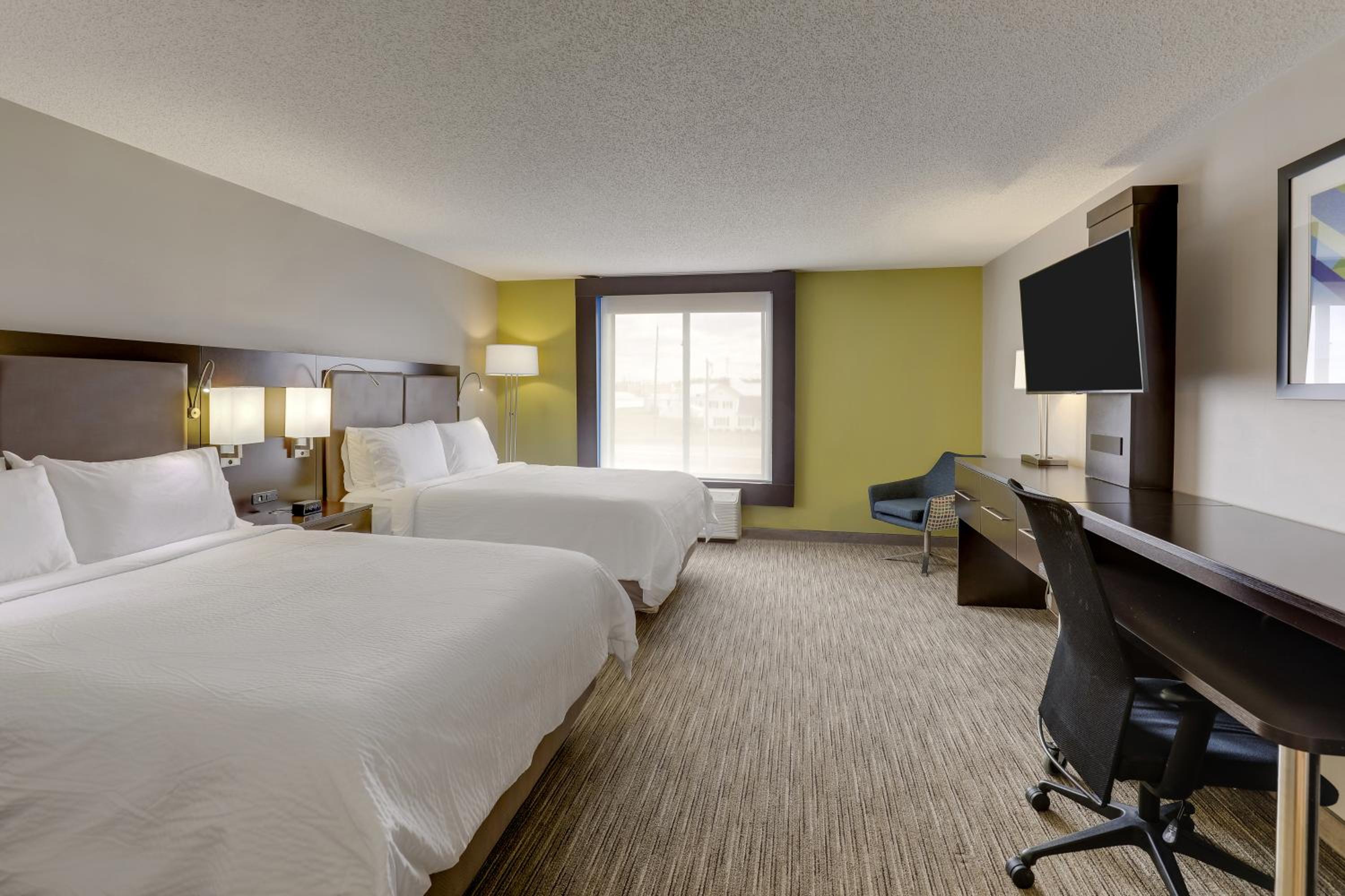 holiday inn express and suites montpelier by ihg