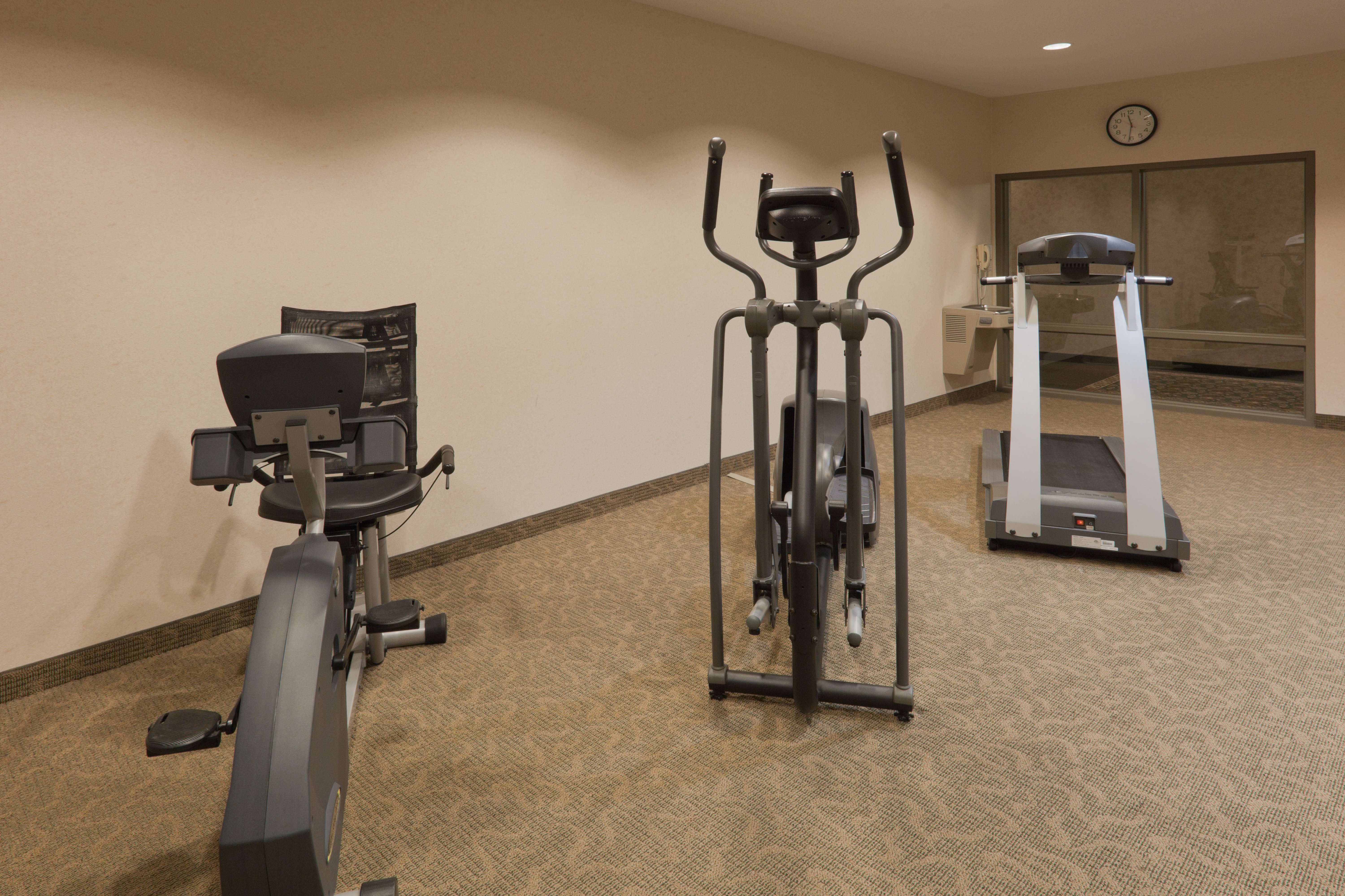 holiday inn express and suites montpelier by ihg