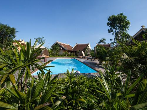 emeralda resort ninh binh