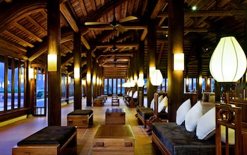 emeralda resort ninh binh