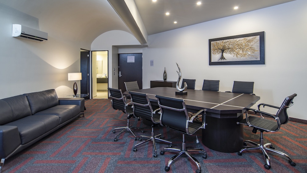 holiday inn mexico dali airport by ihg