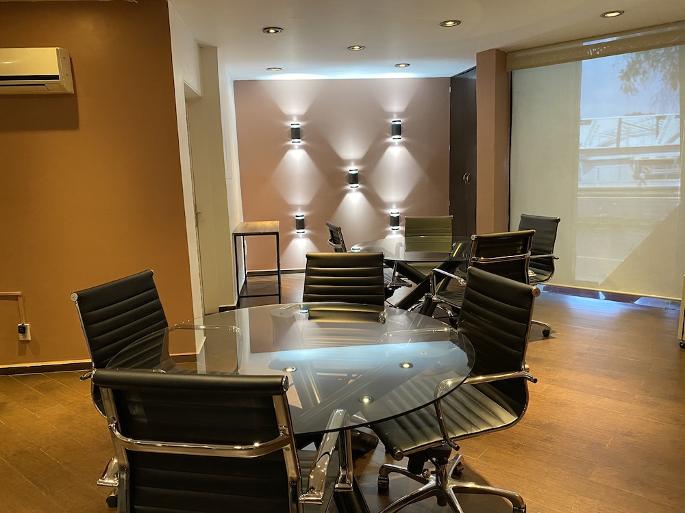 holiday inn mexico dali airport by ihg