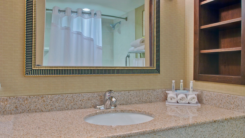 holiday inn express and suites huntsville by ihg