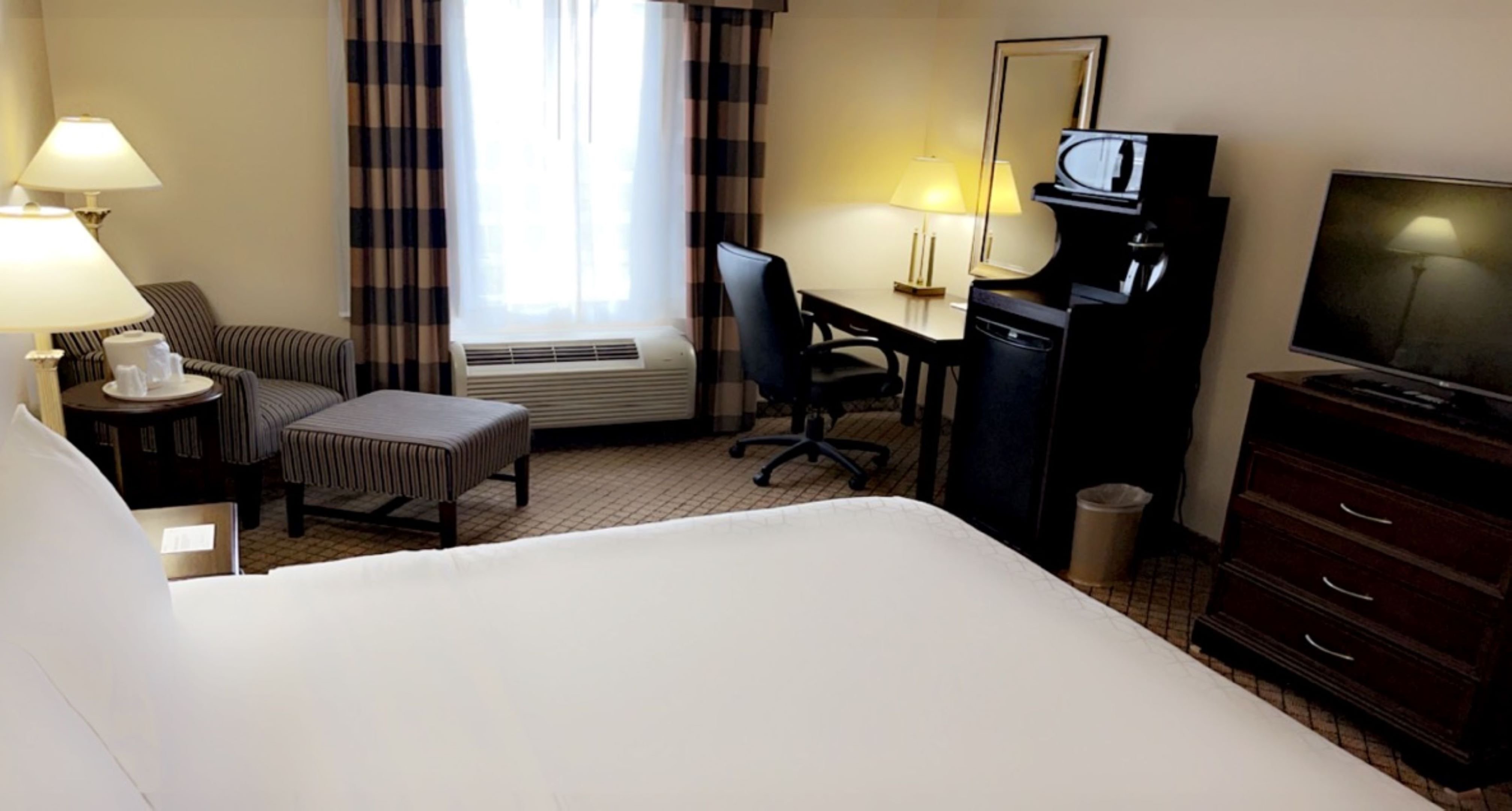 holiday inn express and suites huntsville by ihg
