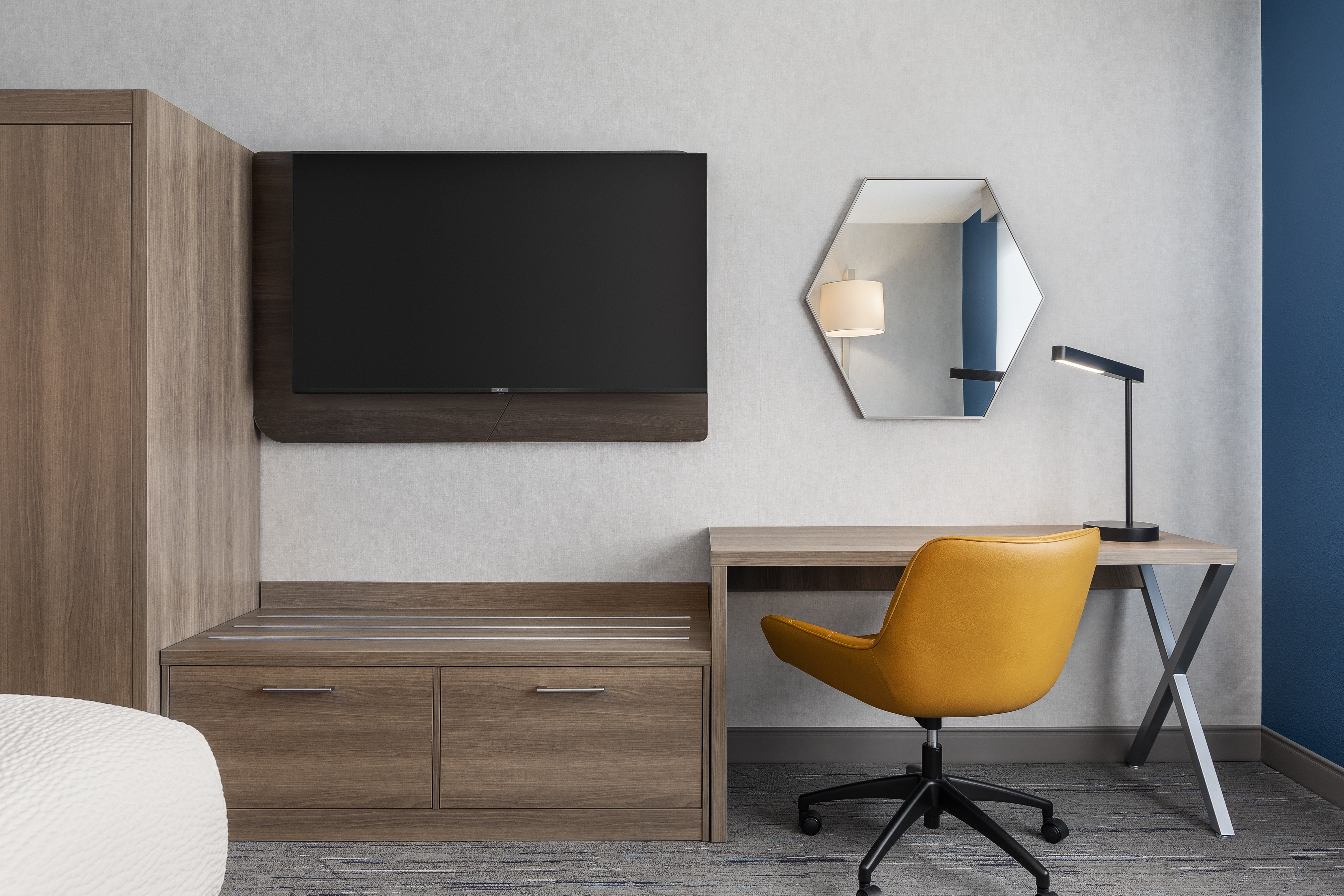 holiday inn express and suites huntsville by ihg