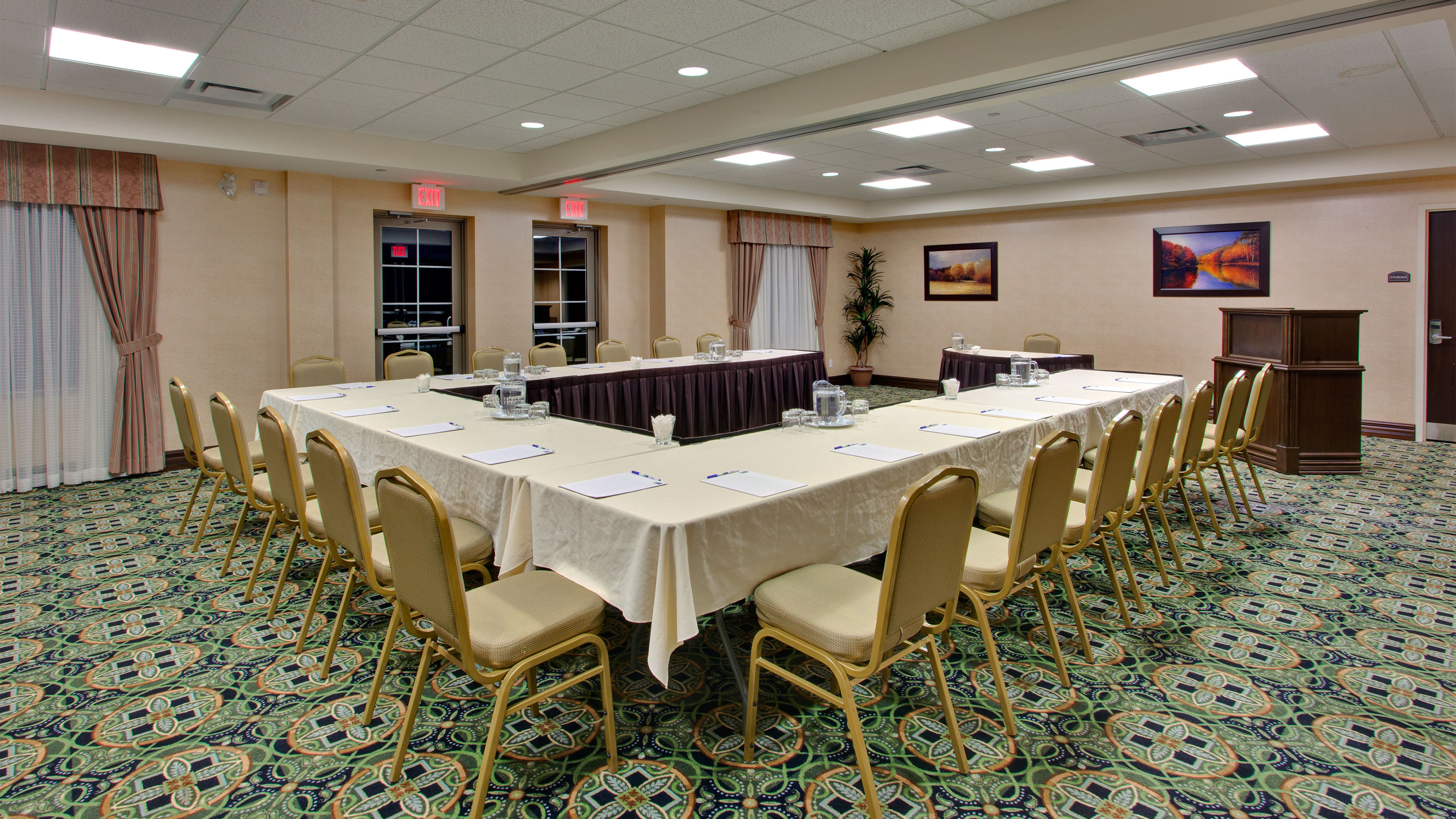 holiday inn express and suites huntsville by ihg