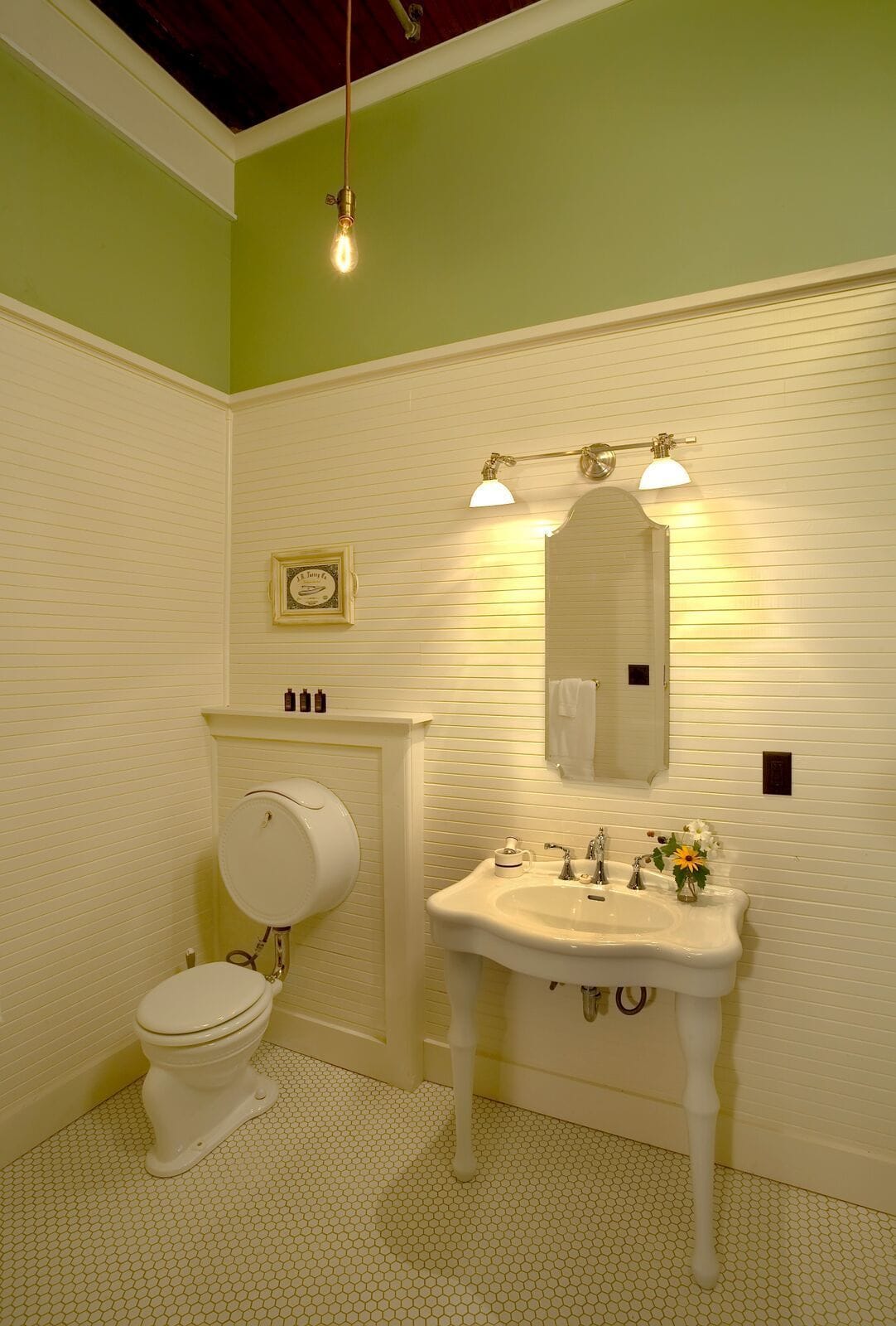 mccloud mercantile hotel