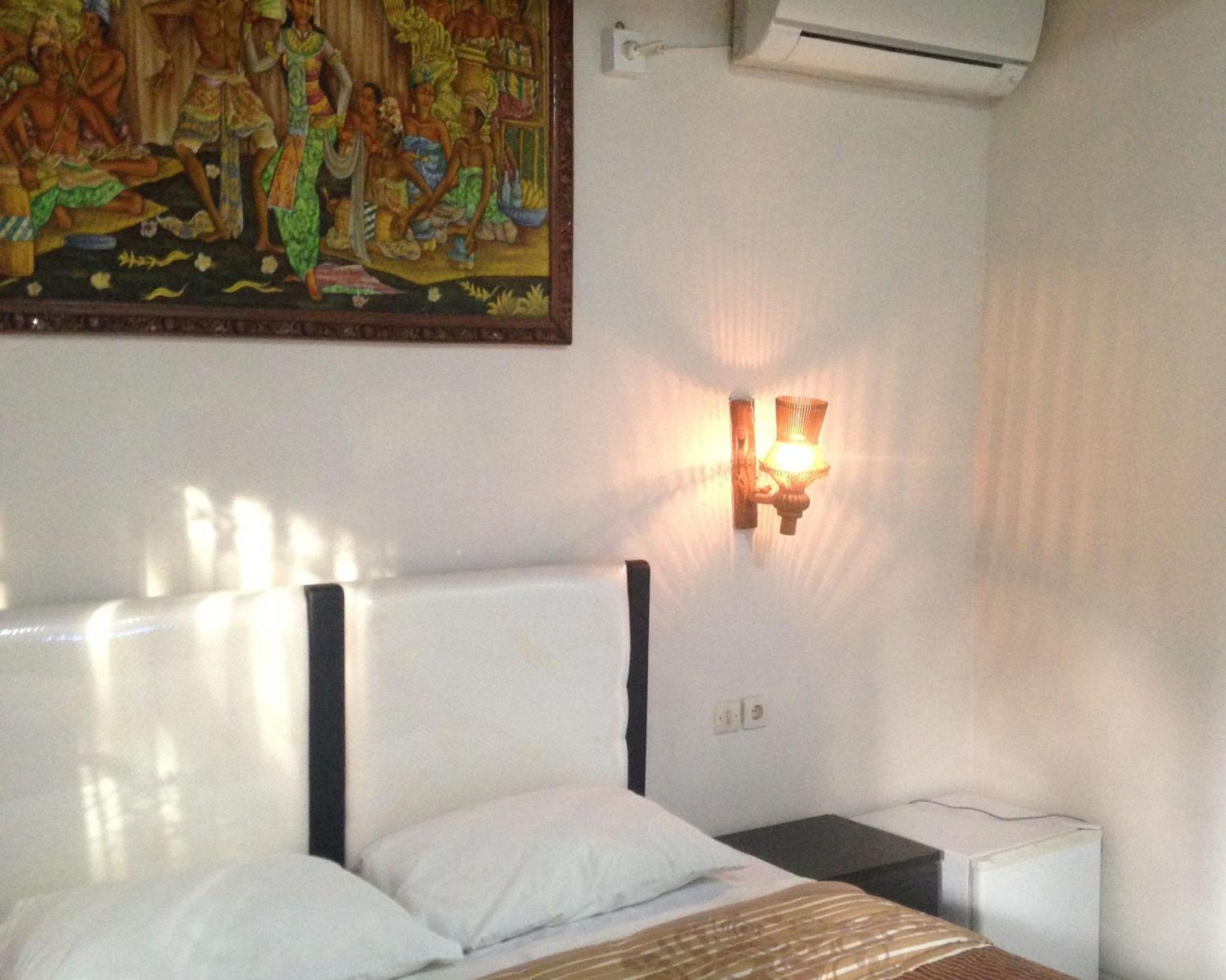 dewa bharata bungalows candidasa