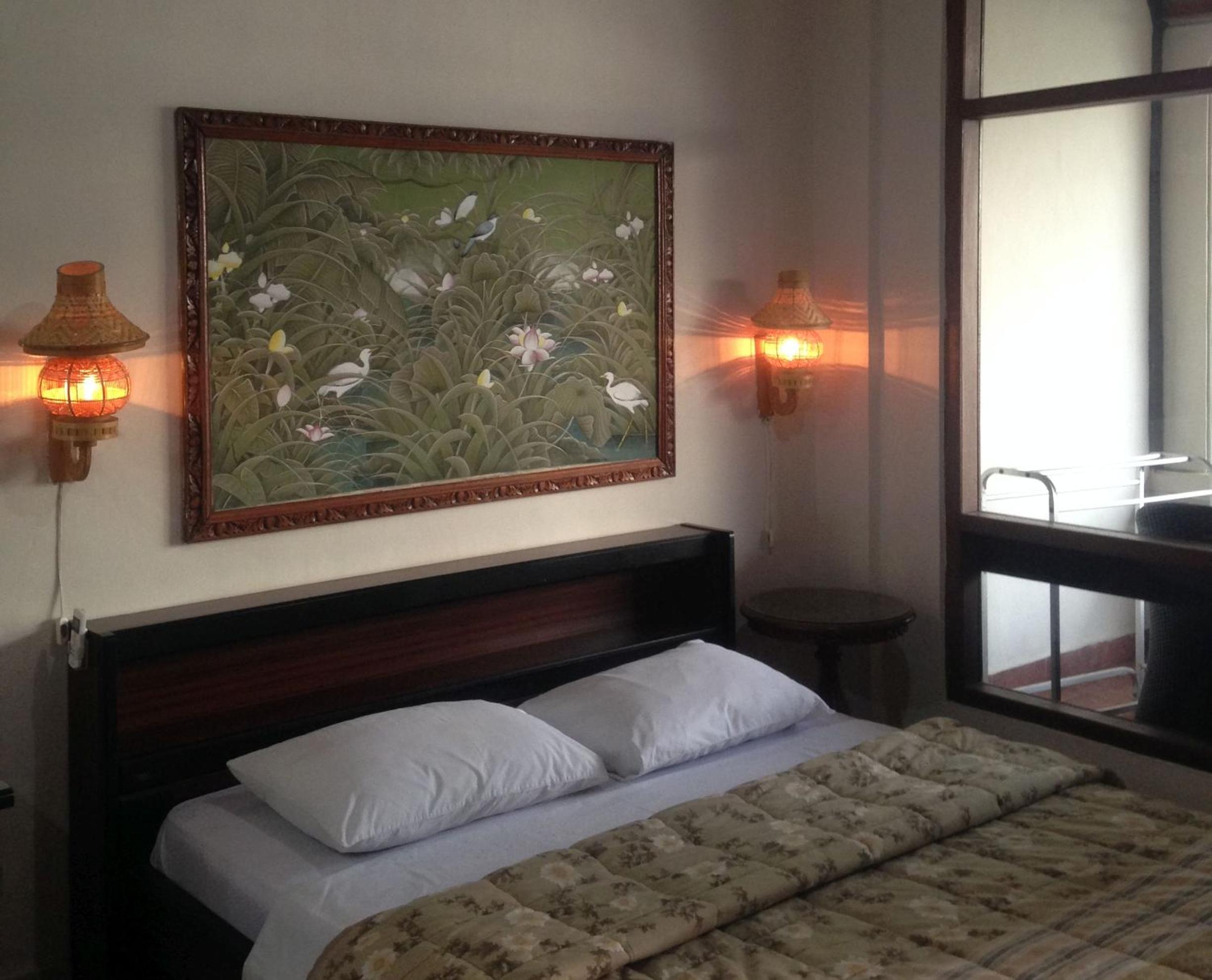dewa bharata bungalows candidasa