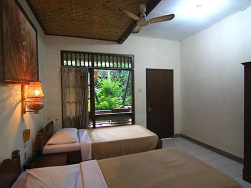 dewa bharata bungalows candidasa