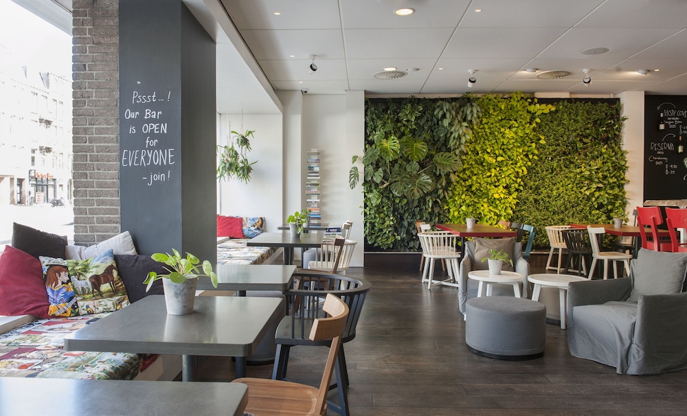 conscious hotel vondelpark