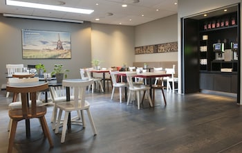 conscious hotel vondelpark