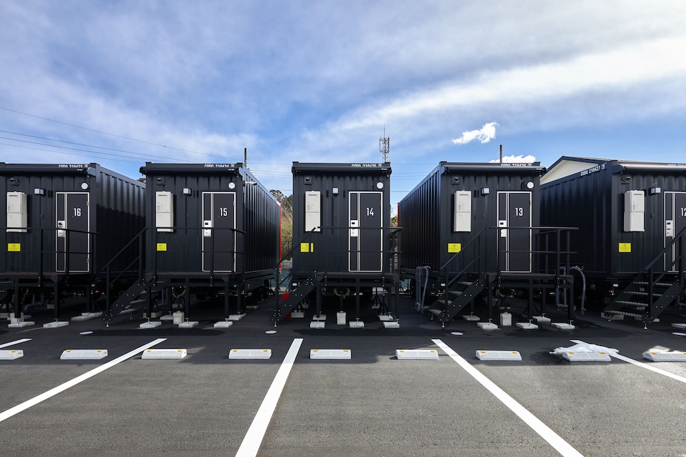 hotel r9 the yard inabe