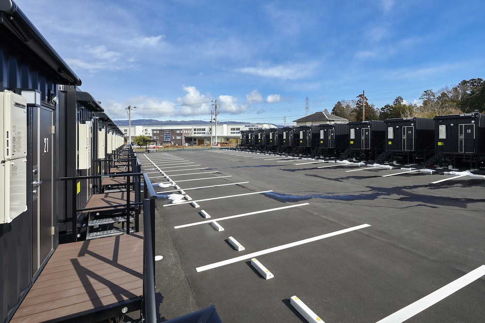 hotel r9 the yard inabe