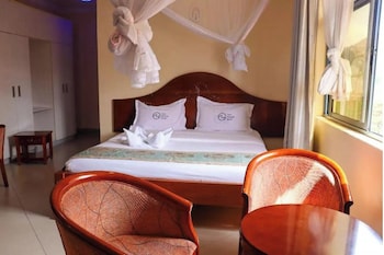 two oceans hotel voi