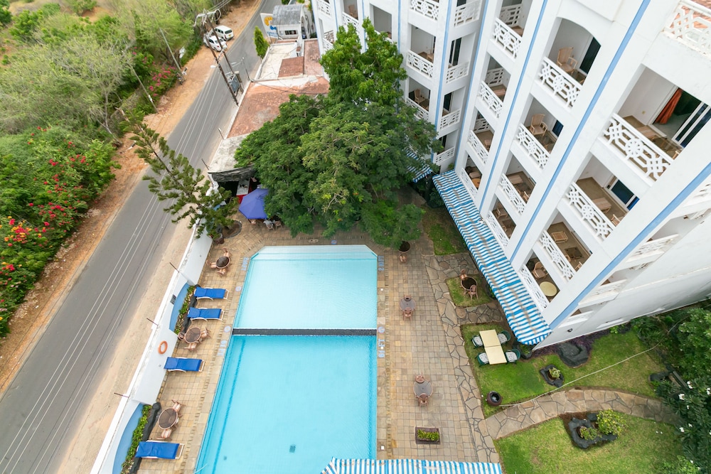 sunrise resort apartments and spa